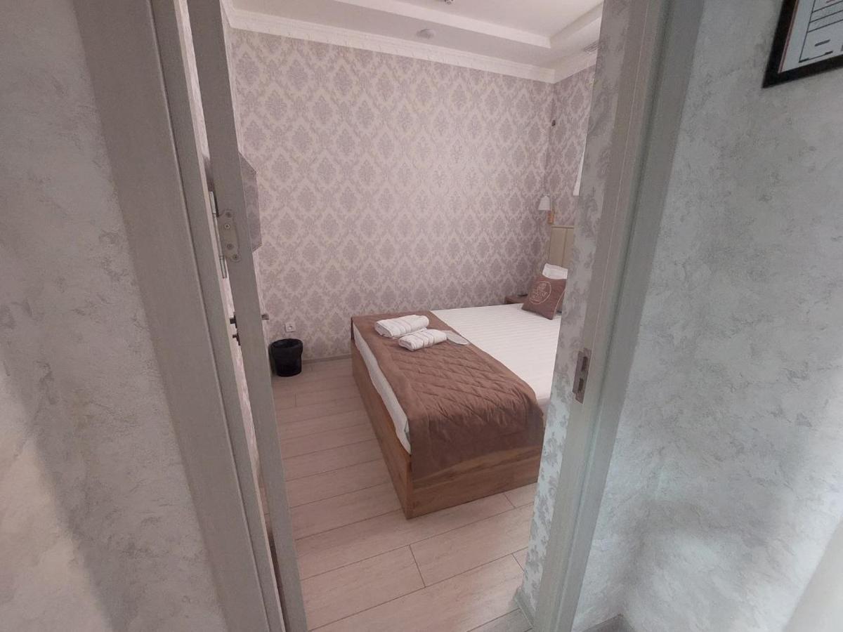 Barhat Hotel Tasjkent Eksteriør billede