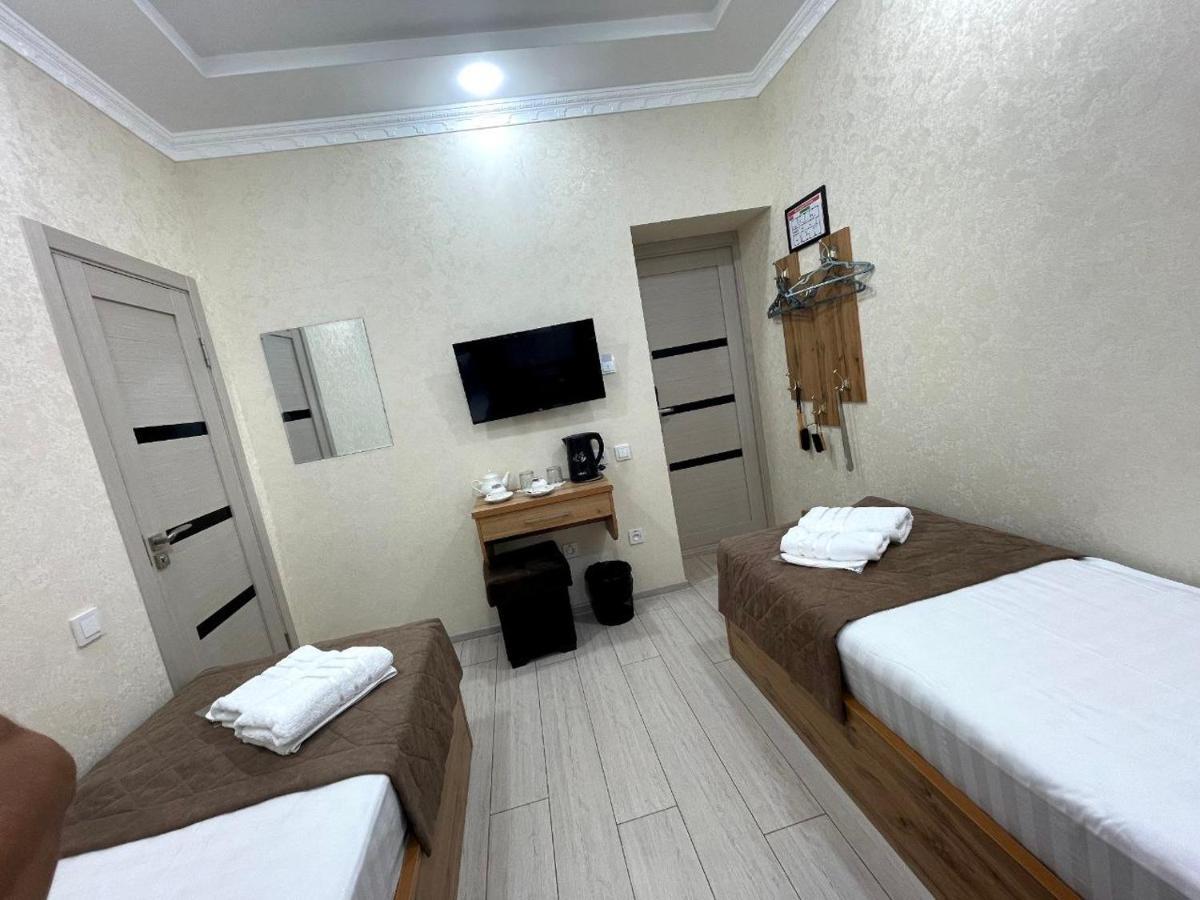 Barhat Hotel Tasjkent Eksteriør billede